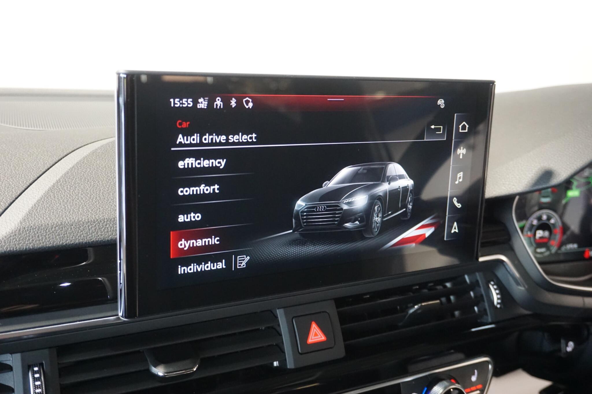 Audi A4 2.0 TDI 40 Black Edition Saloon 4dr Diesel S Tronic quattro Euro 6 (s/s) (204 ps)